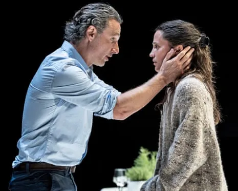 The Lady from the Sea Critique – Alicia Vikander Star in a Magnificent Reimagining